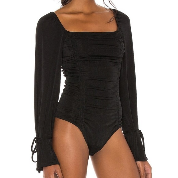 Free People Intimately Meant To Be Ruched Bodysuit Size XS Black Square Neck - Picture 3 of 5